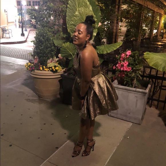 Meet your Posher, Geberta - Picture 7 of 7